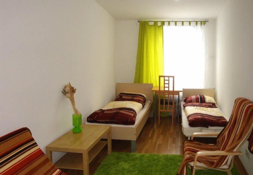 Hotel Komet Dusseldorf Ngoại thất bức ảnh