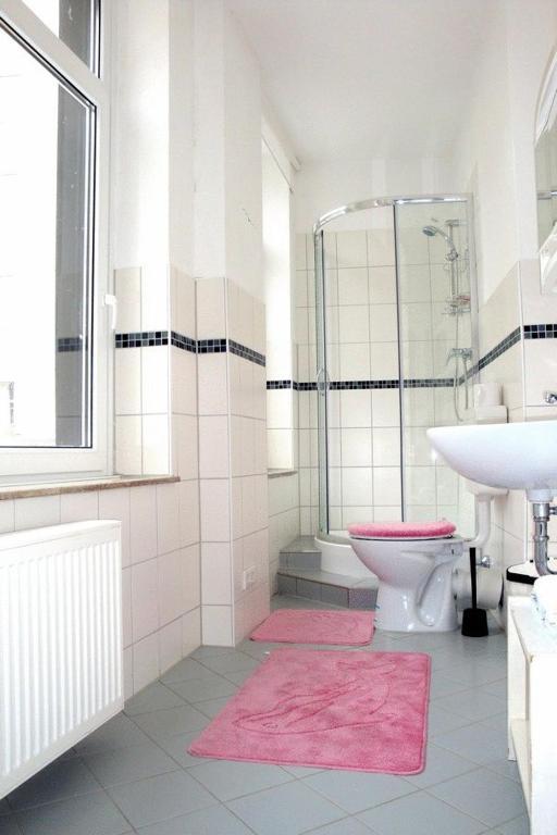 Hotel Komet Dusseldorf Ngoại thất bức ảnh